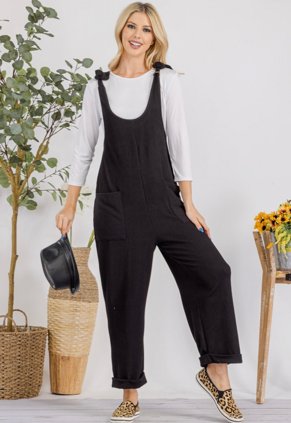 Take me on an Adventure Jumpsuit (Curvy)